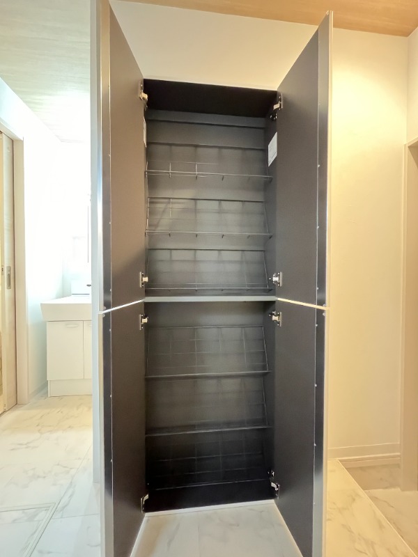 コンフォート蕨WEST 収納