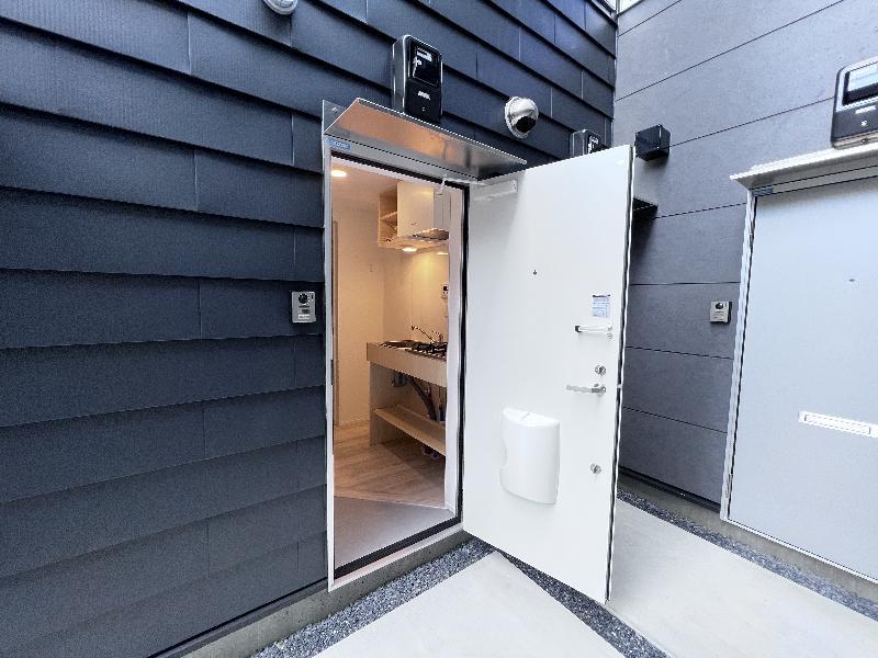 Ｒｅｐｏｓ1階 玄関