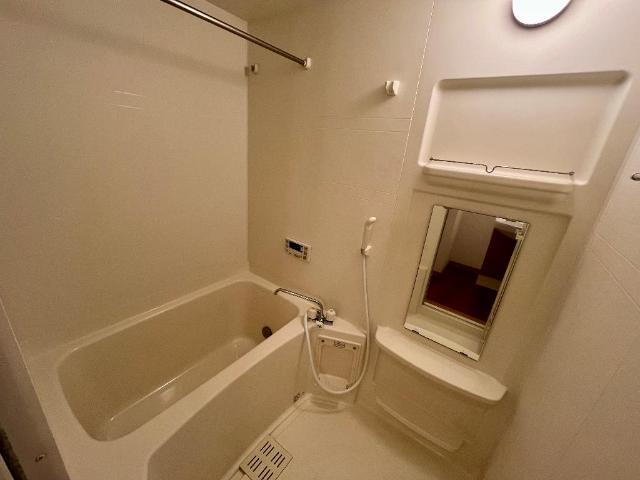 ＴＩＡＲＡ（ティアラ） バス