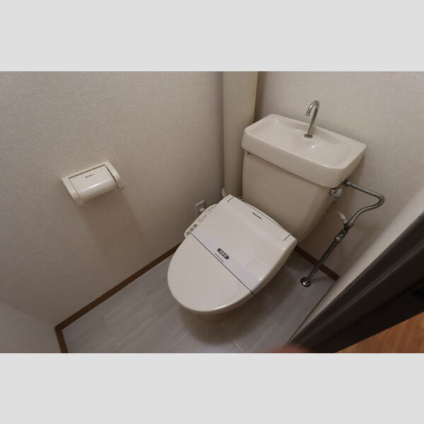 ファーストコーポ幕張本郷0309号室 温水洗浄暖房便座
