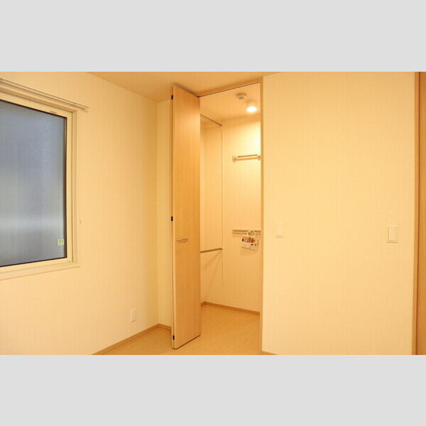 Windward(ウィンドワード)105号室 ワンステップクローゼット