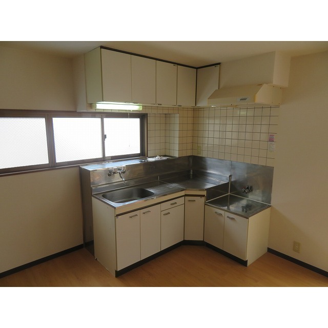 ＲＩＫＩパレス0302号室 キッチン
