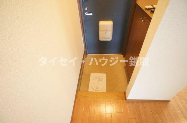 クレスト蘇我 玄関