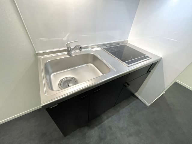 スカイルーチェ南浦和201号室 キッチン