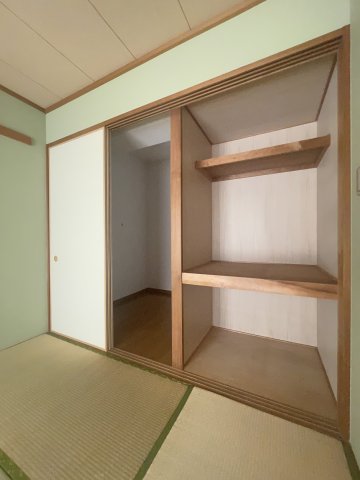 アソシエール溝の口 収納