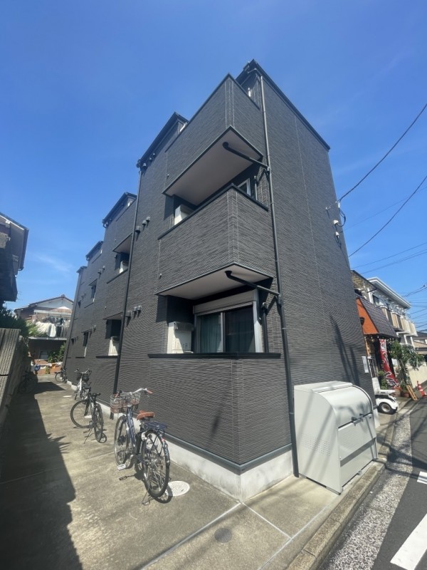 コムディエノの外観画像