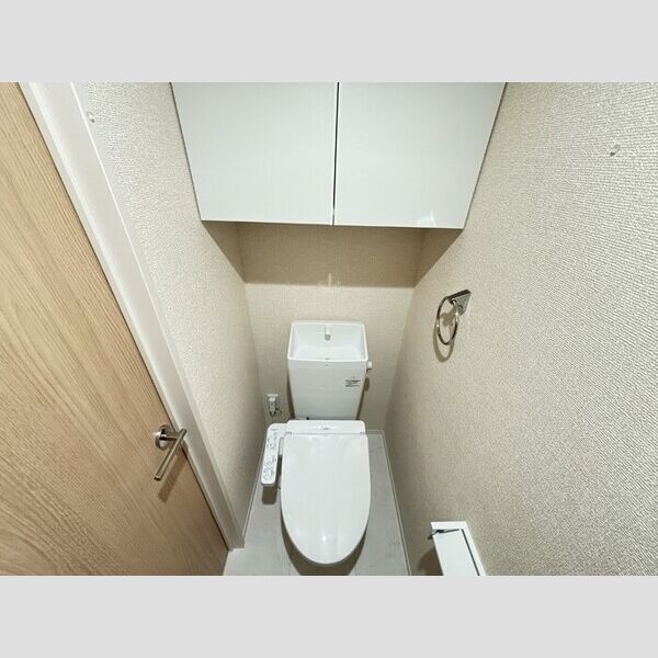 プランドール・さくら103号室 温水洗浄便座付きトイレ