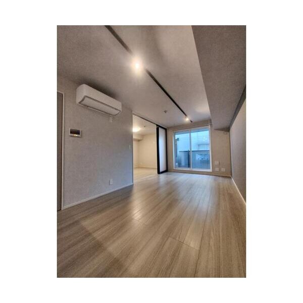 ヒンメルブラウ　野方302号室 リビング