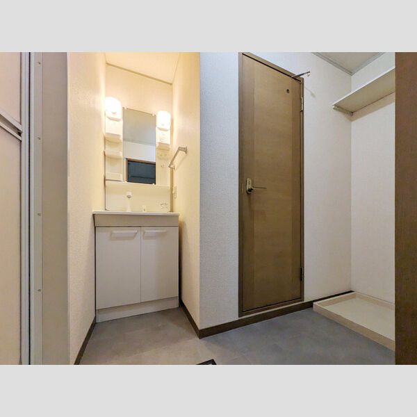 サウスメゾン　B 洗面