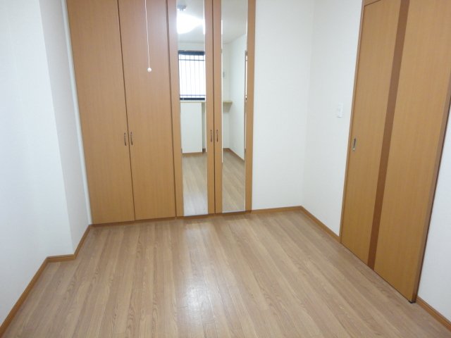 ＴＩＡＲＡ（ティアラ） 室内