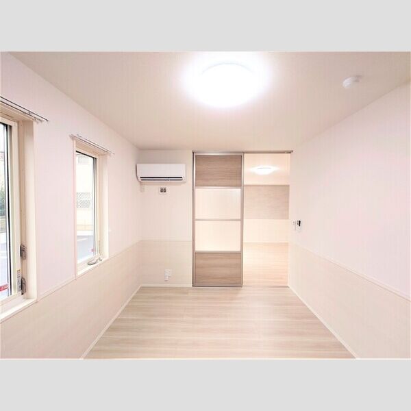 フルールヴェール102号室 洋室6.1帖