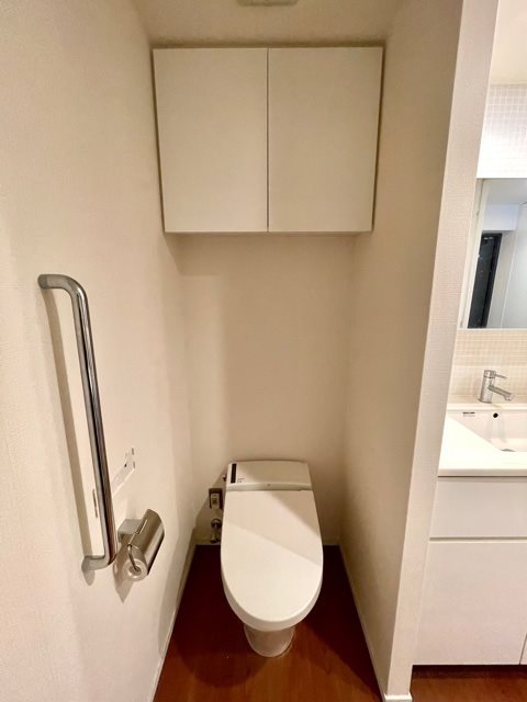 レジディア芝浦ＫＡＩＧＡＮ4階 トイレ