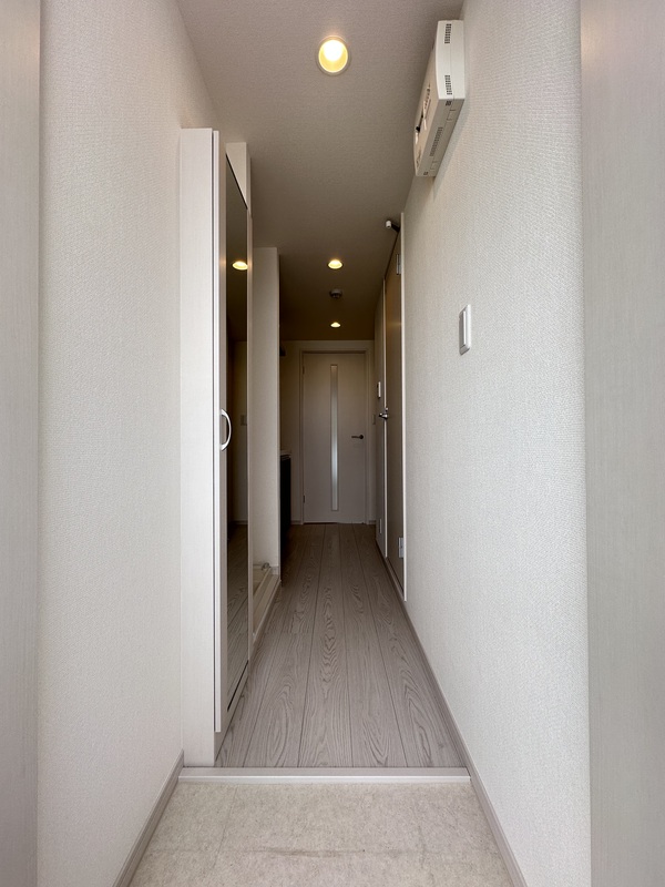 リブリ・津田山 玄関