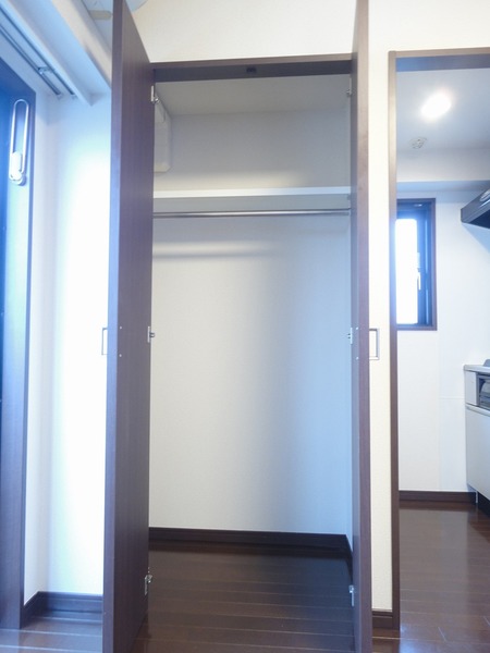 ドルチェ東京向島404号室 収納