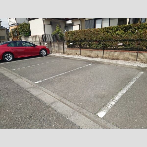 パルメゾン　ピエル 駐車場