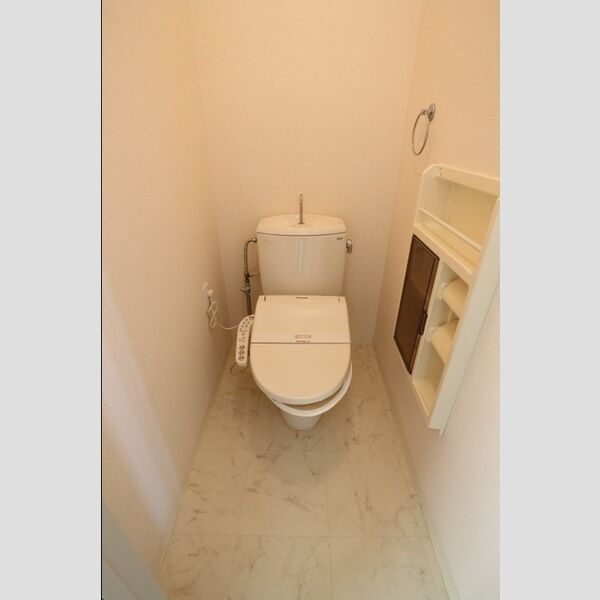 ローズ・ウッド305号室 温水洗浄暖房便座