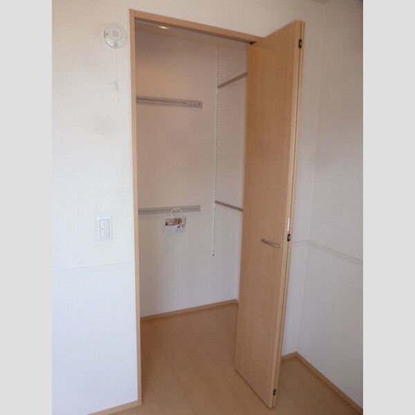 ルーチェ ワンステップクローゼット