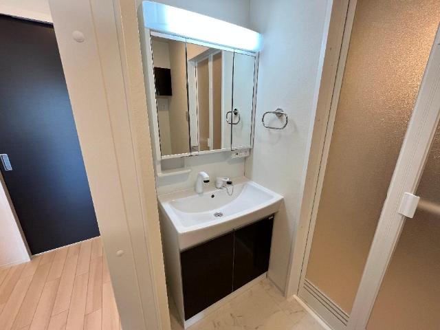 ヴェールコリーヌⅢ 洗髪洗面化粧台