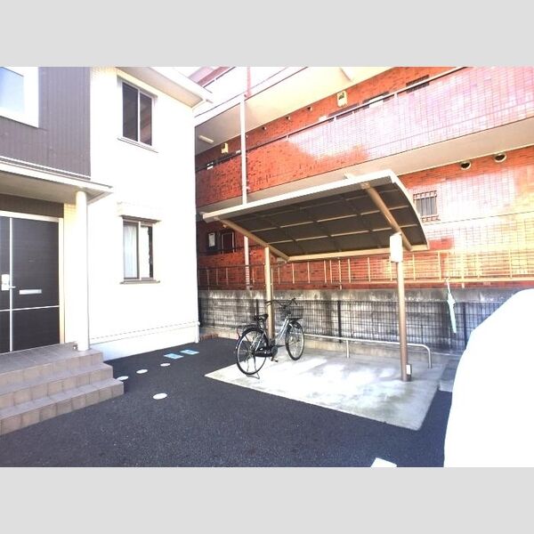 シュエット赤山　Ⅲ 駐輪場