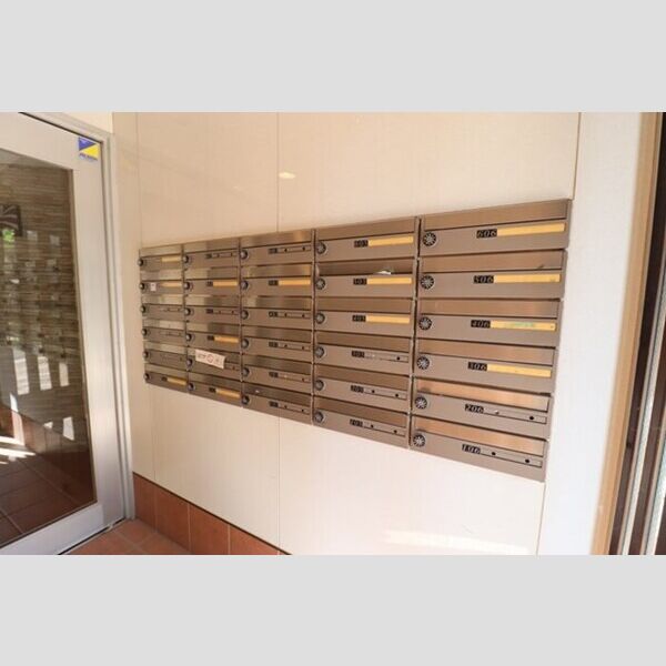 ポワール・K 集合ポスト