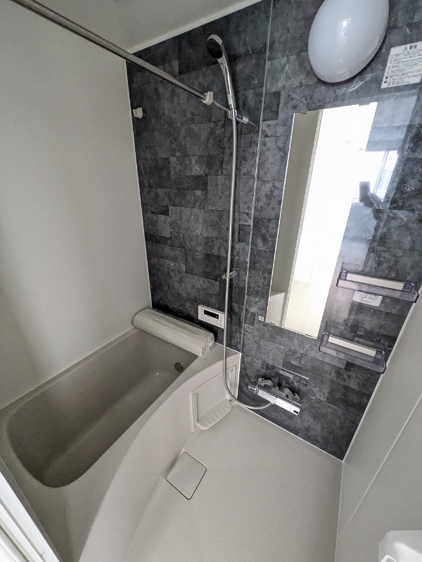 アリスワン南三咲(E-222)1階 お風呂