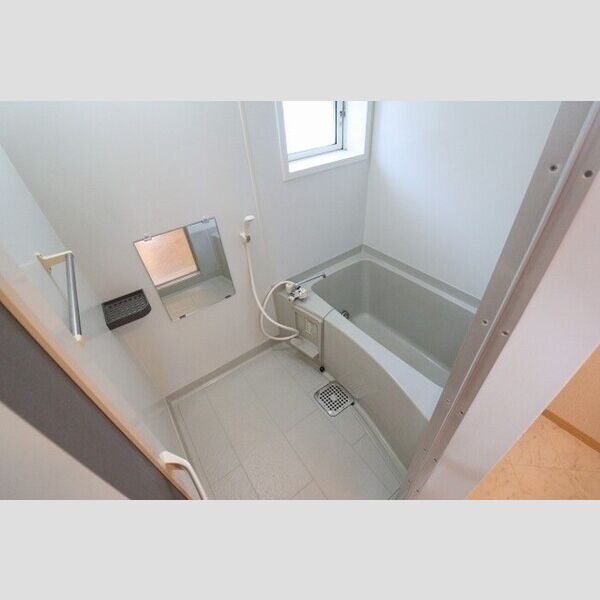 エクレール　A棟B棟 バス