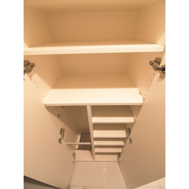 ラクレイス横濱関内1112号室 内観