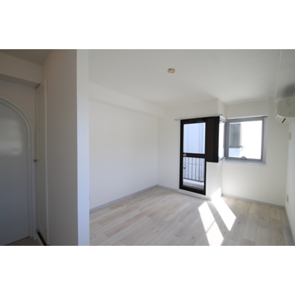 国立ヒルズ 内観