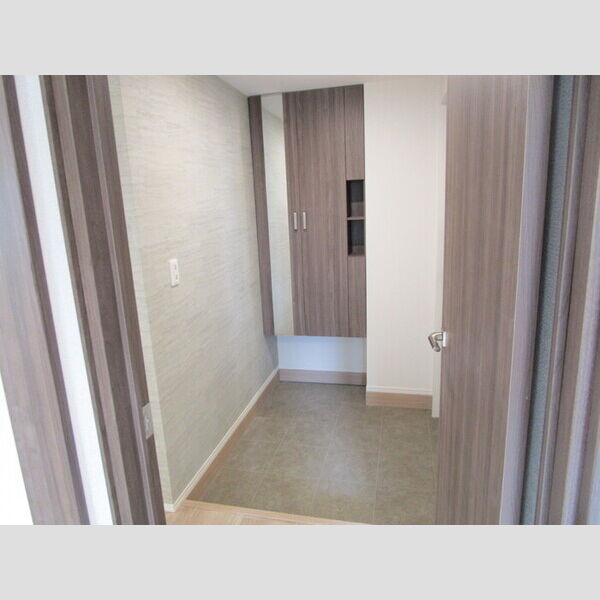 ラ・ペッシュ 玄関