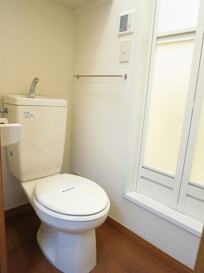 レオパレス武蔵野204号室 バストイレ別