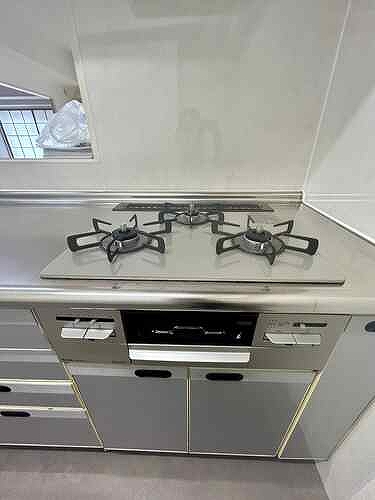 ダイアパレス立石 ３口ガスコンロ（内装後）