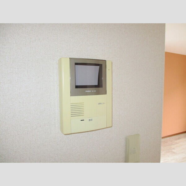 エバーグリーン　八番館 八202(モニター付インターホン)