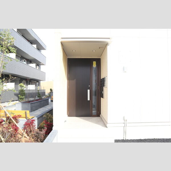 D-roomTODA Front Court　B エントランス