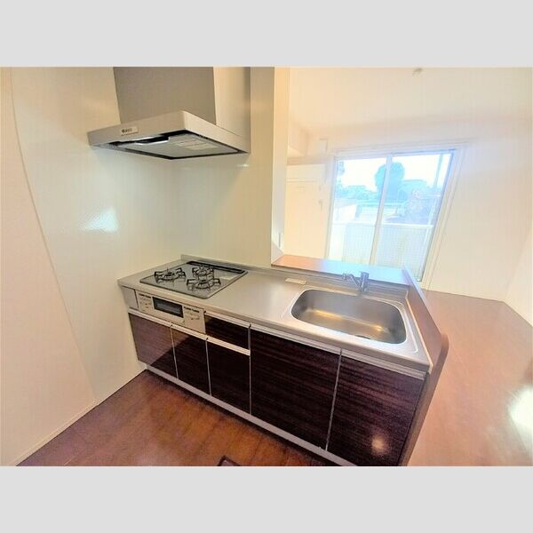 アルカンシェル北越谷106号室 システムキッチン