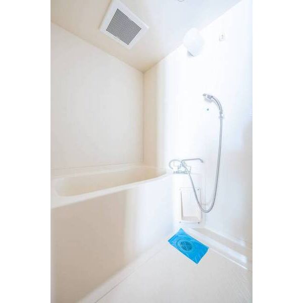 セザール鶴川ガーデンヒルズ0601号室 お風呂