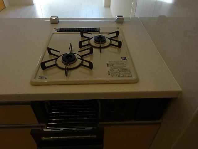 リヴァージュ登戸202号室 ２口ガスコンロ