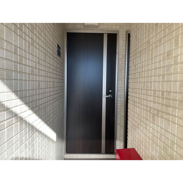 クリスティー301号室 玄関