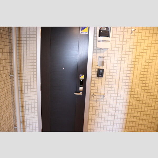 ソフィアハイツ305号室 玄関