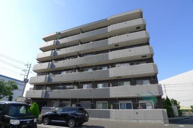 サンライズ氷川町 外観写真（昼）