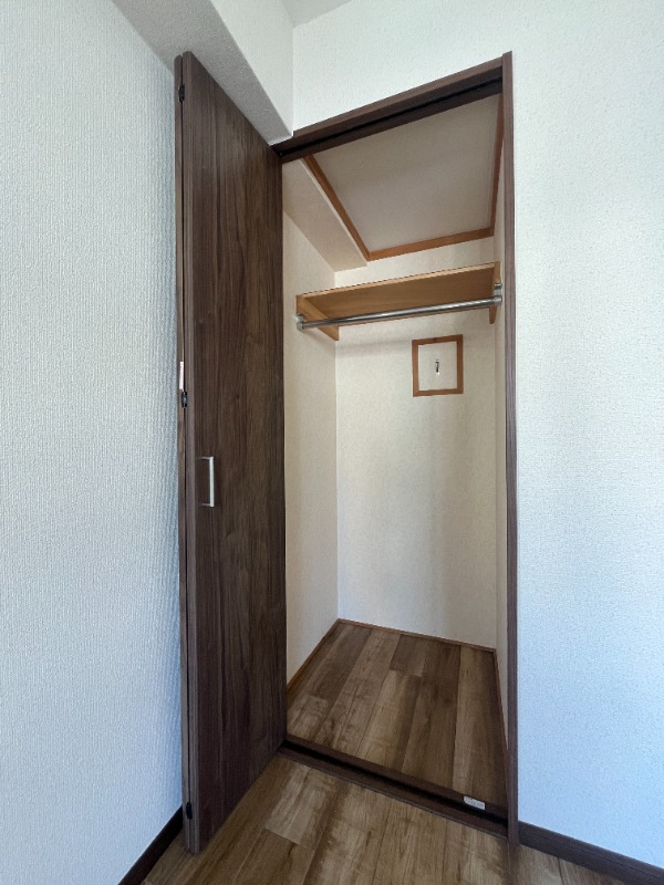 ビクトリュー仲町台3階 収納