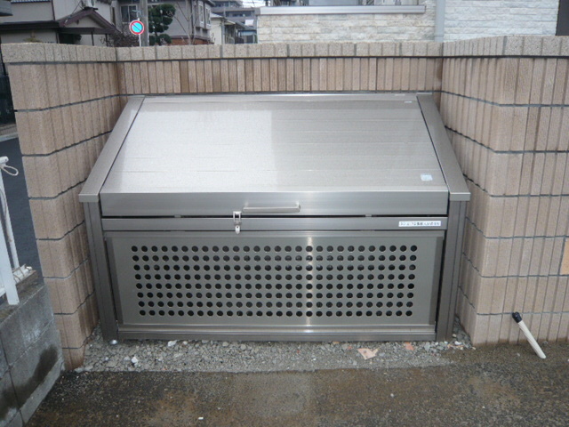 ルシェロ壱番館0202号室 ゴミ置場