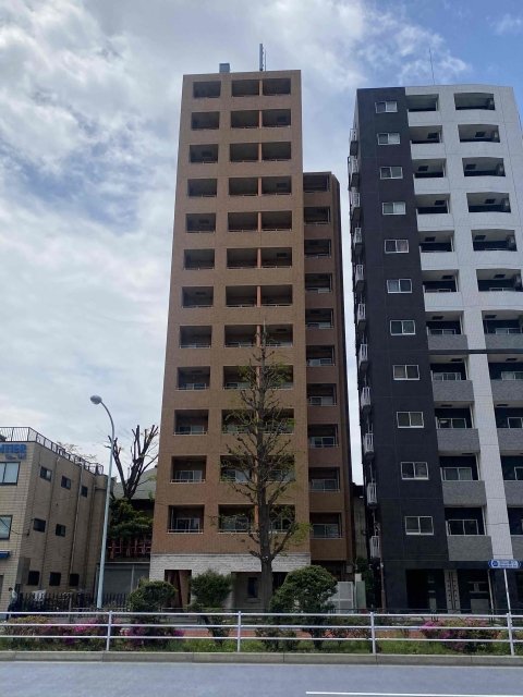 サンテミリオン白山3階 外観