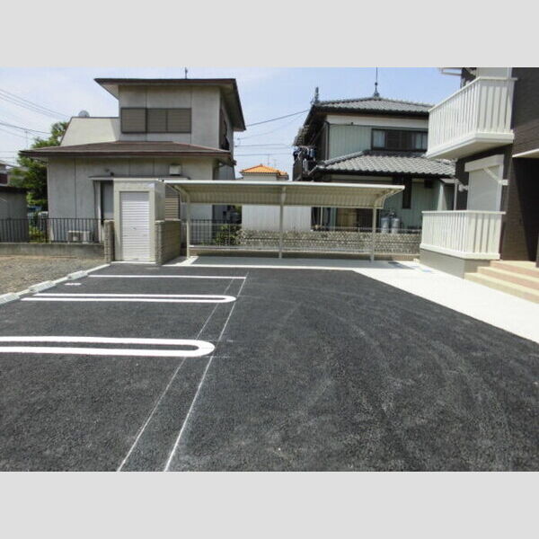 グランシャリオ　A 駐車場