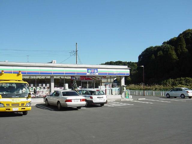 グリーンヒルズⅡ スリーエフ成田ニュータウン北店まで1,938ｍ