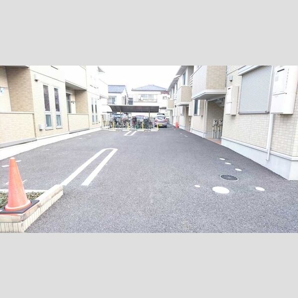 エクセルヒルズ　B201号室 駐車場