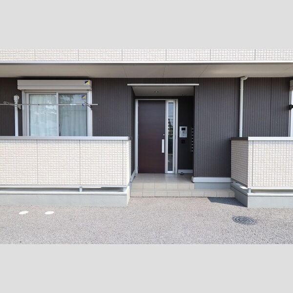 サンライズ上之302号室 エントランス