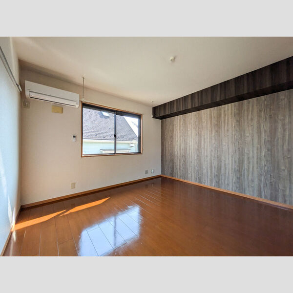 ジュネス・ドミール201号室 リビング