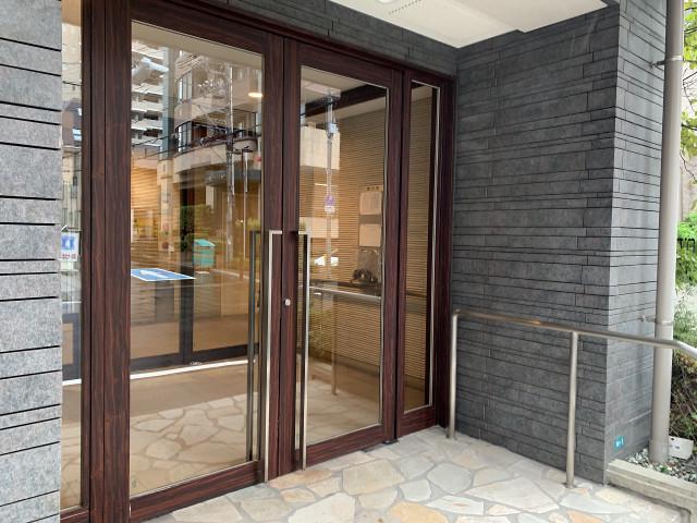 ドルフ エントランス