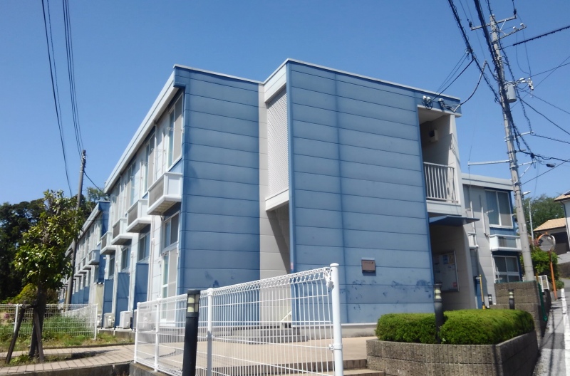 レオパレスガーデンヒルズ 外観