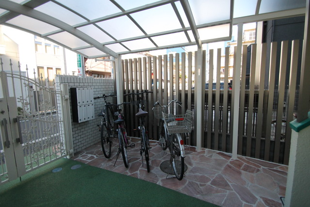 パールハイツ立川3階 駐輪スペース